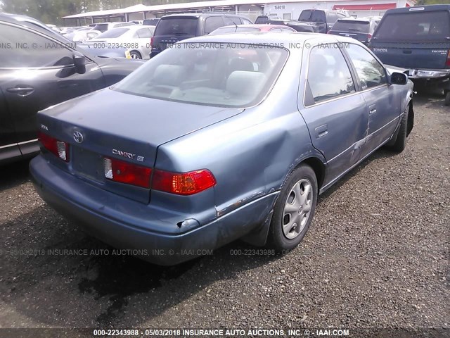 4T1BG22K81U795318 - 2001 TOYOTA CAMRY CE/LE/XLE BLUE photo 4