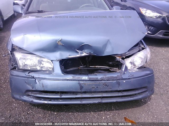 4T1BG22K81U795318 - 2001 TOYOTA CAMRY CE/LE/XLE BLUE photo 6