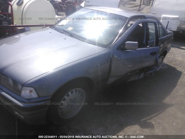 WBACB4311PFL12125 - 1993 BMW 325 I AUTOMATIC SILVER photo 2