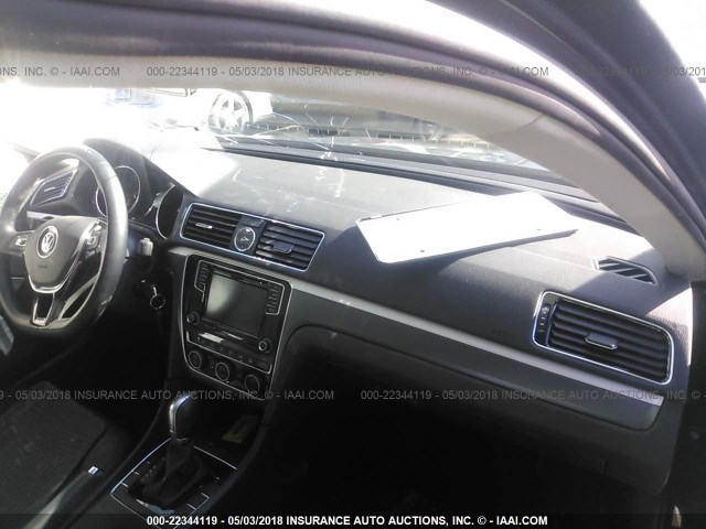 1VWDT7A36HC079398 - 2017 VOLKSWAGEN PASSAT R-LINE Qara foto 5