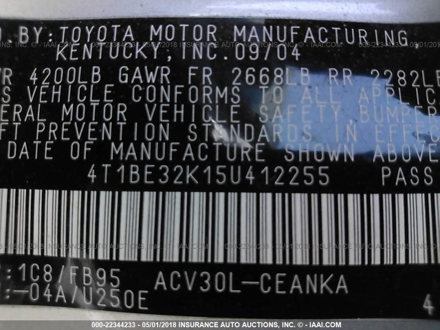4T1BE32K15U412255 - 2005 TOYOTA CAMRY LE/XLE/SE ვერცხლისფერი ფოტო 9