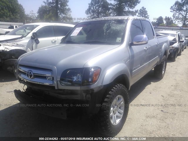 5TBET34196S519905 - 2006 TOYOTA TUNDRA DOUBLE CAB SR5 SILVER photo 2