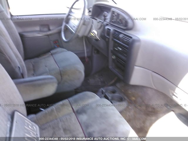 1FMDA31X4RZA89474 - 1994 FORD AEROSTAR GRAY photo 5