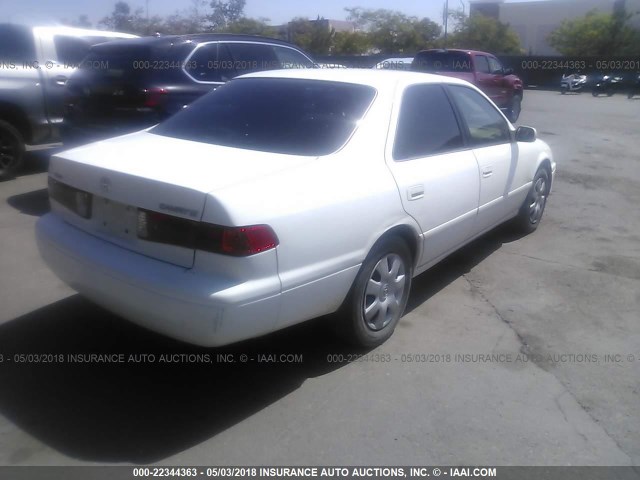 4T1BG22K21U830421 - 2001 TOYOTA CAMRY CE/LE/XLE 白色 照片 4