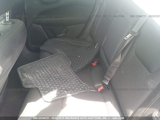 3C4NJDBB4JT231416 - 2018 JEEP COMPASS LATITUDE 绿色 照片 8