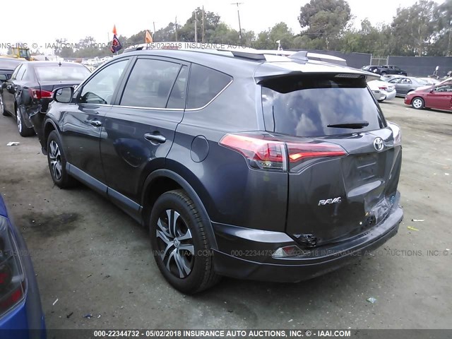 2T3ZFREVXGW273127 - 2016 TOYOTA RAV4 LE GRAY photo 3