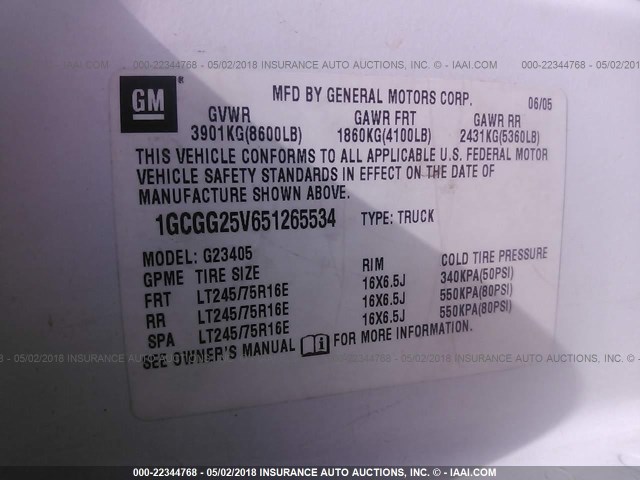 1GCGG25V651265534 - 2005 CHEVROLET EXPRESS G2500  WHITE photo 9