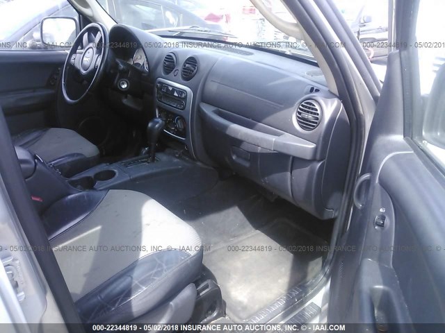 1J4GL48K24W171879 - 2004 JEEP LIBERTY SPORT 银色 照片 5