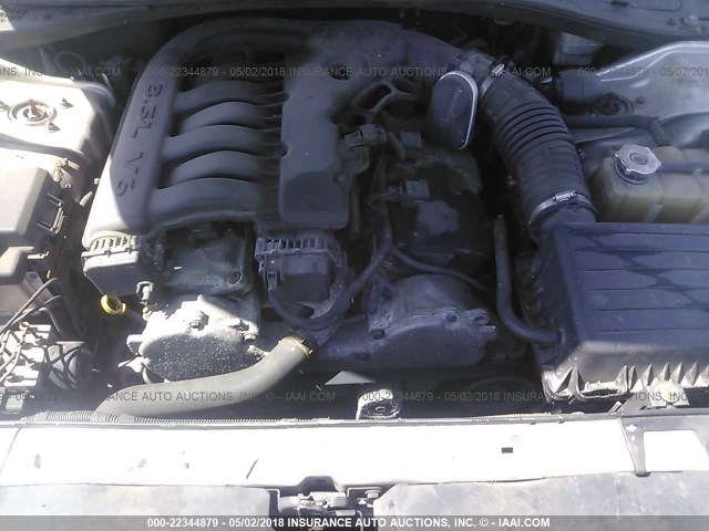 2D4FV48V75H607022 - 2005 DODGE MAGNUM SXT SILVER photo 10