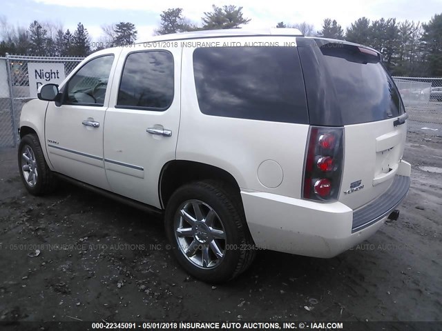 1GKS2EEFXER140285 - 2014 GMC YUKON DENALI WHITE photo 3