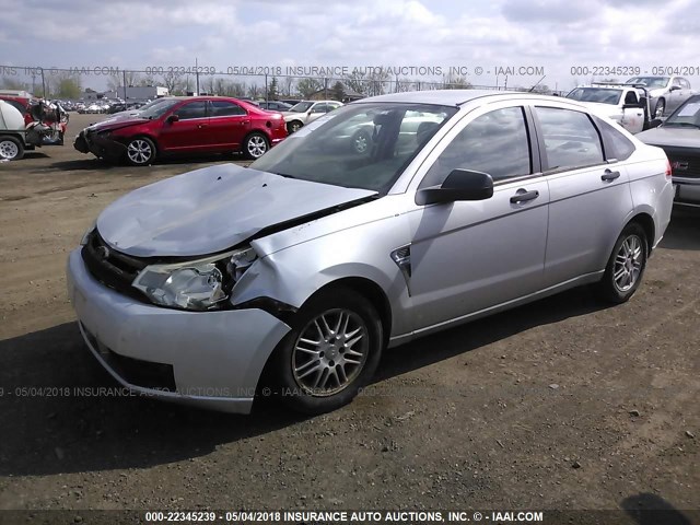 1FAHP35N78W136466 - 2008 FORD FOCUS SE/SEL/SES SILVER photo 2