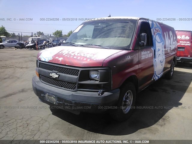 1GCHG39U631111012 - 2003 CHEVROLET EXPRESS G3500  WHITE photo 2