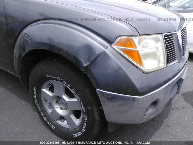 1N6AD07U08C428417 - 2008 NISSAN FRONTIER CREW CAB LE/SE/OFF ROAD GRAY photo 6