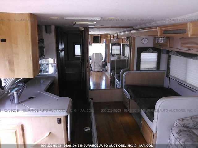 5B4MP67G843392092 - 2004 WORKHORSE CUSTOM CHASSIS MOTORHOME CHASSIS W22 Unknown photo 8