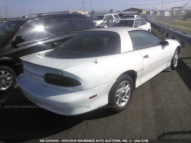 2G1FP22K7T2155754 - 1996 CHEVROLET CAMARO RS WHITE photo 4