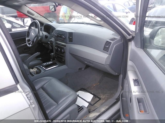 1J8GR48K87C686999 - 2007 JEEP GRAND CHEROKEE LAREDO/COLUMBIA/FREEDOM 银色 照片 5