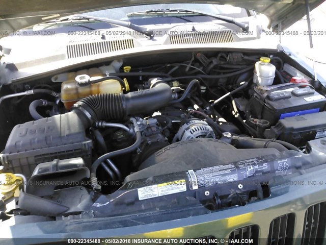 1J4GL38K65W500949 - 2005 JEEP LIBERTY RENEGADE GREEN photo 10