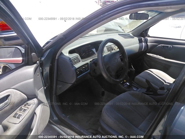 4T1BG22K2YU959298 - 2000 TOYOTA CAMRY CE/LE/XLE 蓝色 照片 5