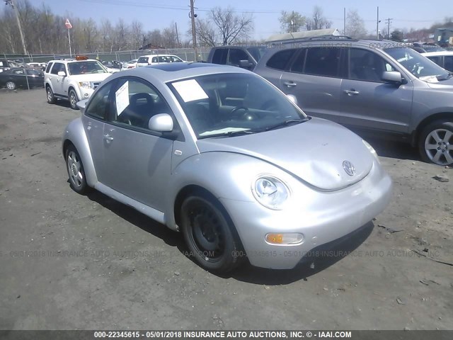 3VWDD21C3YM419251 - 2000 VOLKSWAGEN NEW BEETLE GLX 银色 照片 1