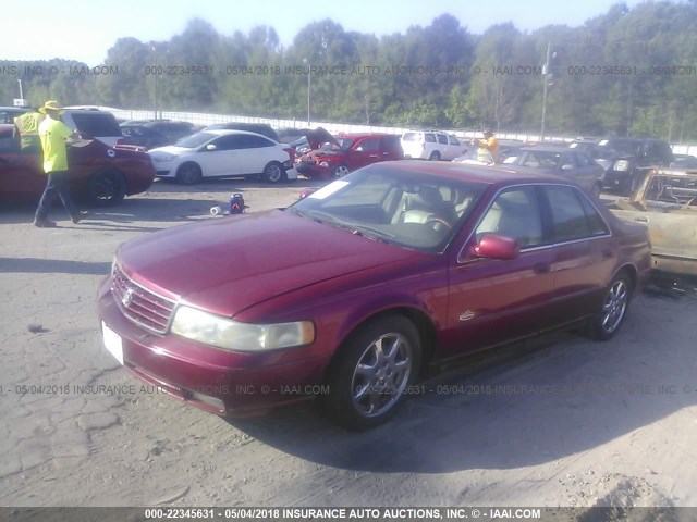 1G6KY54913U285086 - 2003 CADILLAC SEVILLE STS RED photo 2