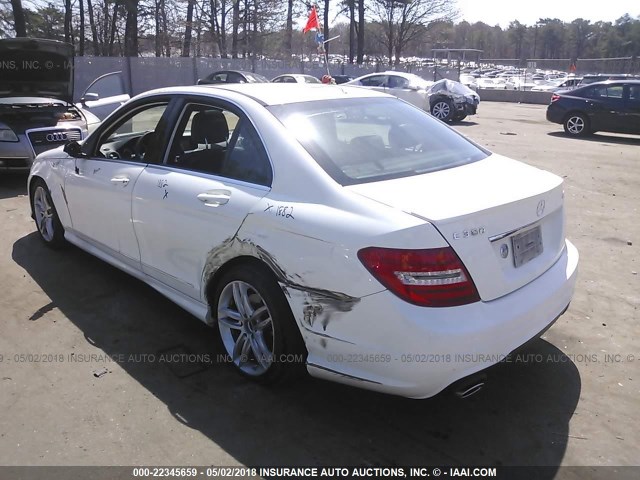 WDDGF8AB3EG254687 - 2014 MERCEDES-BENZ C 300 4MATIC WHITE photo 3