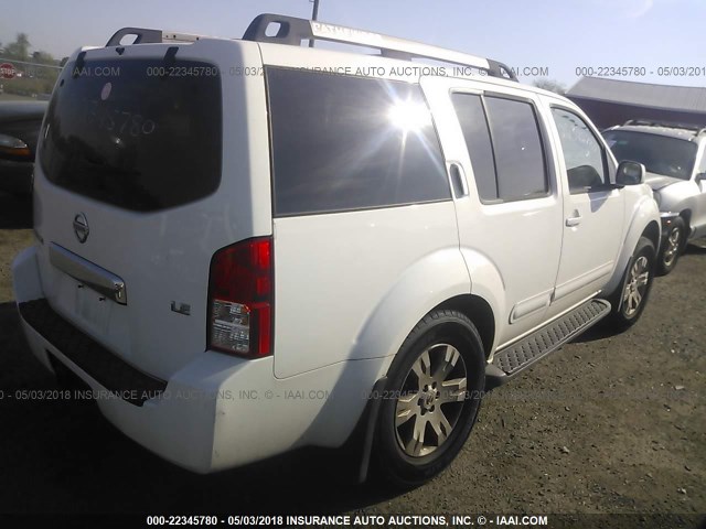 5N1AR18W05C726693 - 2005 NISSAN PATHFINDER LE/SE/XE WHITE photo 4