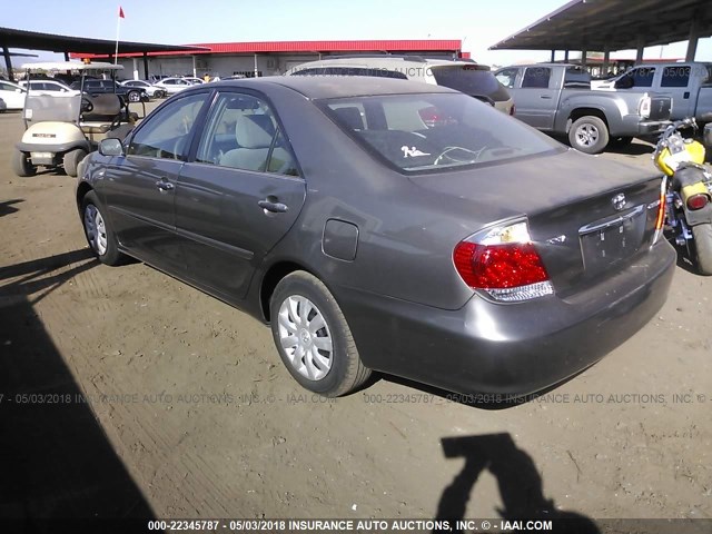 4T1BE32K56U745981 - 2006 TOYOTA CAMRY LE/XLE/SE GRAY photo 3