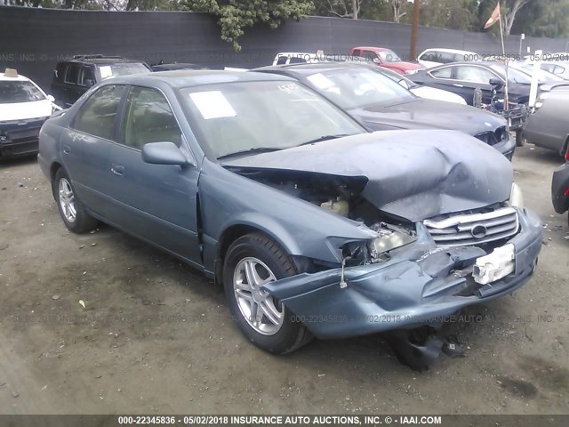 4T1BF22K5YU938643 - 2000 TOYOTA CAMRY LE/XLE BLUE photo 1