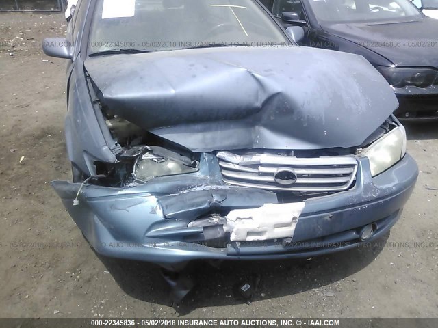 4T1BF22K5YU938643 - 2000 TOYOTA CAMRY LE/XLE BLUE photo 6