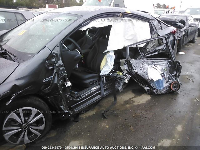 JTDKARFP6H3040494 - 2017 TOYOTA PRIUS PRIME  灰色 照片 6