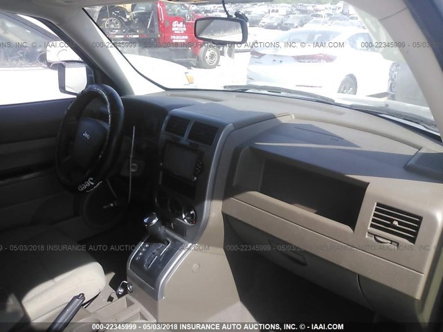 1J8FT28W07D420441 - 2007 JEEP PATRIOT SPORT TAN photo 5