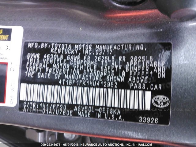 4T1BF1FK1HU412952 - 2017 TOYOTA CAMRY LE/XLE/SE/XSE GRAY photo 9
