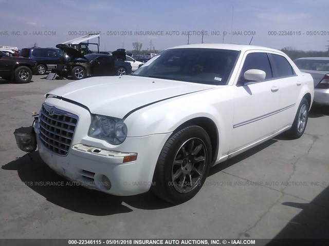 2C3KA33G88H193137 - 2008 CHRYSLER 300 LIMITED WHITE photo 2