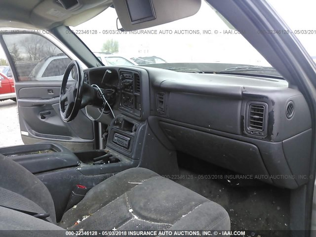 1GCEK19T54Z138346 - 2004 CHEVROLET SILVERADO K1500 ვერცხლისფერი ფოტო 5