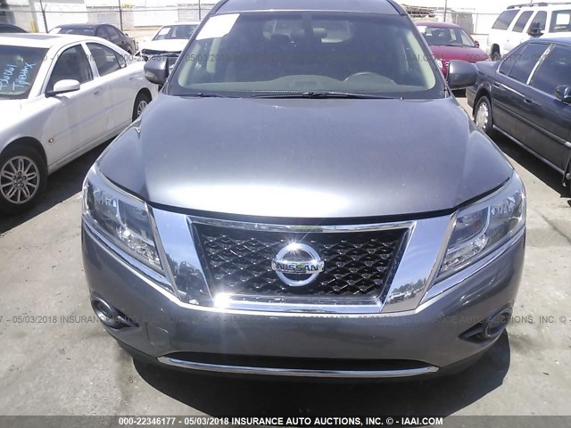 5N1AR2MNXFC659136 - 2015 NISSAN PATHFINDER S/SV/SL/PLATINUM 灰色 照片 6