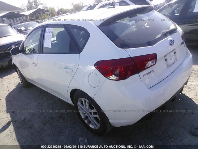 KNAFU5A28B5412066 - 2011 KIA FORTE EX WHITE photo 3