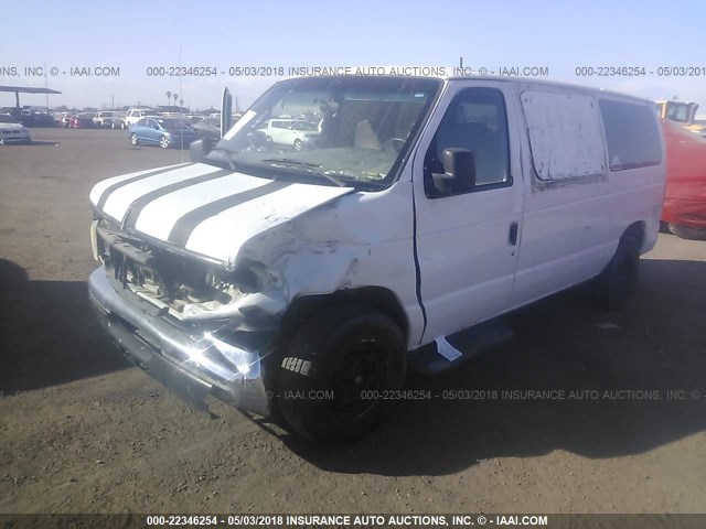 1FDRE11W84HA93984 - 2004 FORD ECONOLINE E150 WAGON WHITE photo 2