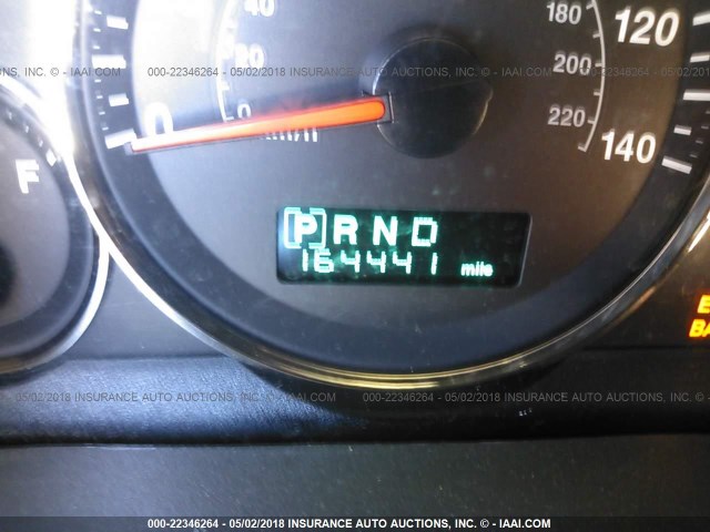 1J8HG48K76C268765 - 2006 JEEP COMMANDER BLACK photo 7