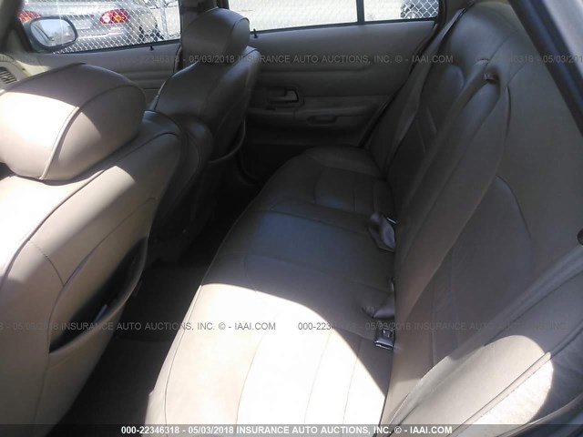 2FAFP74W8YX158540 - 2000 FORD CROWN VICTORIA LX GRAY photo 8
