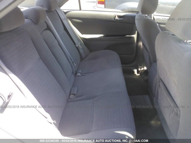 4T1BE32K55U053041 - 2005 TOYOTA CAMRY LE/XLE/SE ვერცხლისფერი ფოტო 8
