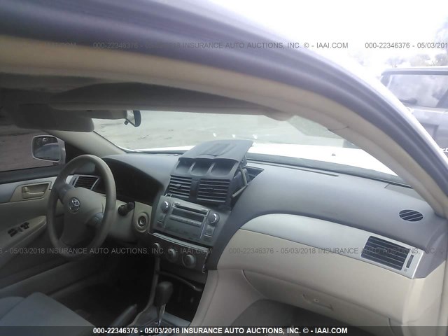 4T1CE30P27U753055 - 2007 TOYOTA CAMRY SOLARA SE/SLE თეთრი ფოტო 5