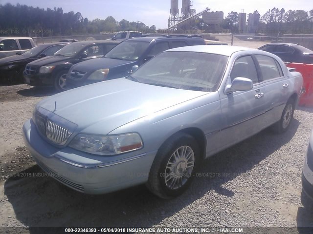 2LNHM82V78X644571 - 2008 LINCOLN TOWN CAR SIGNATURE LIMITED BLUE photo 2