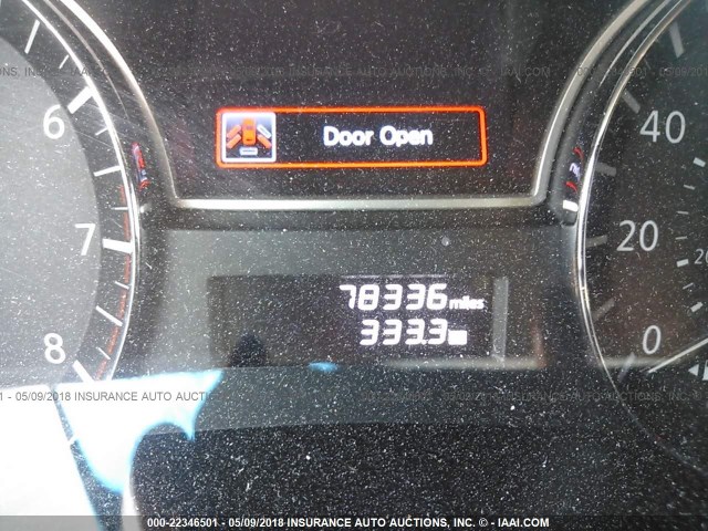 5N1AR2MM0DC690237 - 2013 NISSAN PATHFINDER S/SV/SL/PLATINUM 银色 照片 7