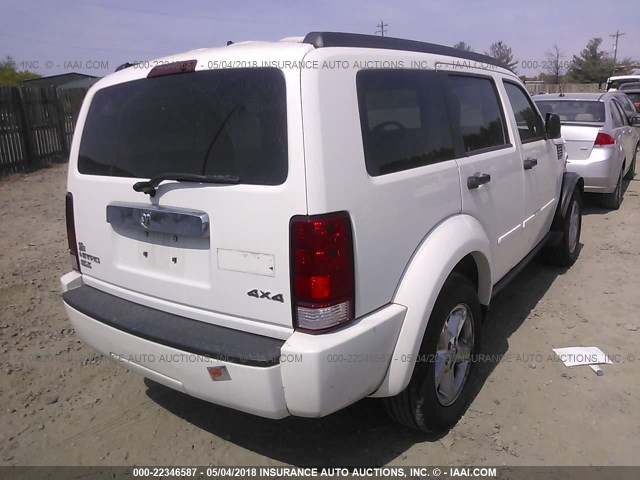 1D8GU58K57W636685 - 2007 DODGE NITRO SLT WHITE photo 4