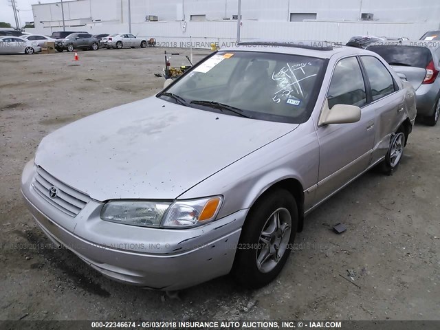 4T1BF22K4VU900705 - 1997 TOYOTA CAMRY CE/LE/XLE TAN photo 2