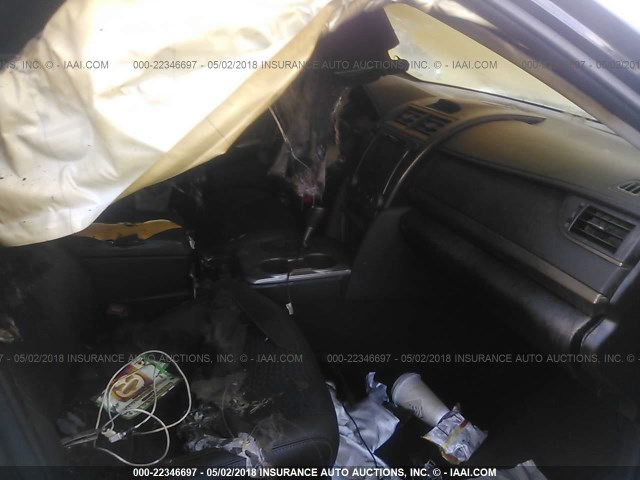 4T1BF1FK8DU297261 - 2013 TOYOTA CAMRY L/SE/LE/XLE 黑色 照片 5