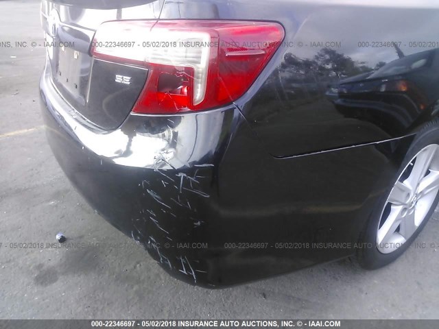 4T1BF1FK8DU297261 - 2013 TOYOTA CAMRY L/SE/LE/XLE 黑色 照片 6