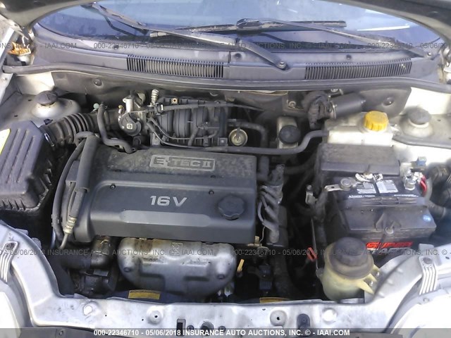 KL1TJ52674B193872 - 2004 CHEVROLET AVEO LS 银色 照片 10
