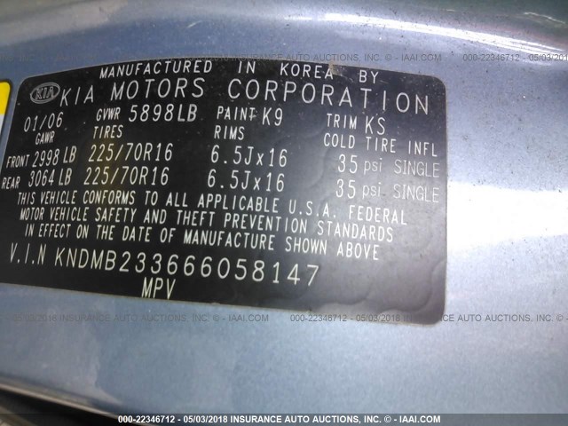 KNDMB233666058147 - 2006 KIA SEDONA EX/LX Light Blue photo 9