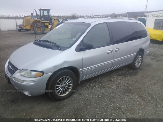 1C4GT64LXYB544549 - 2000 CHRYSLER TOWN & COUNTRY LIMITED SILVER photo 2